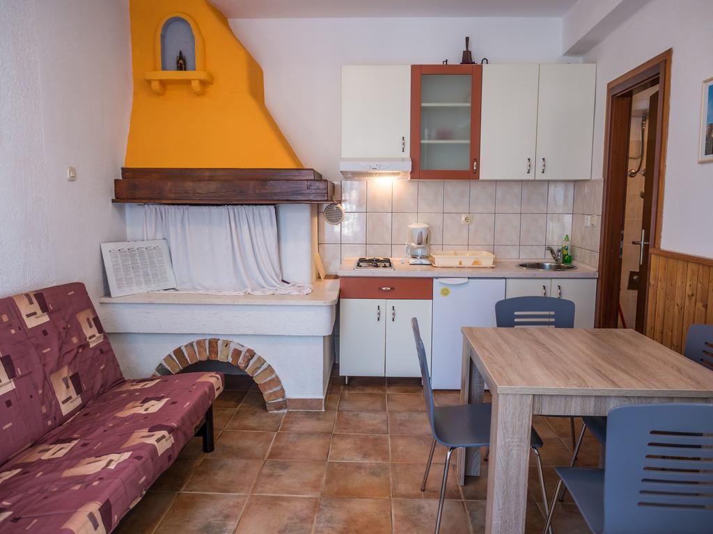 Apartments Viskovic Hvar Town Room photo