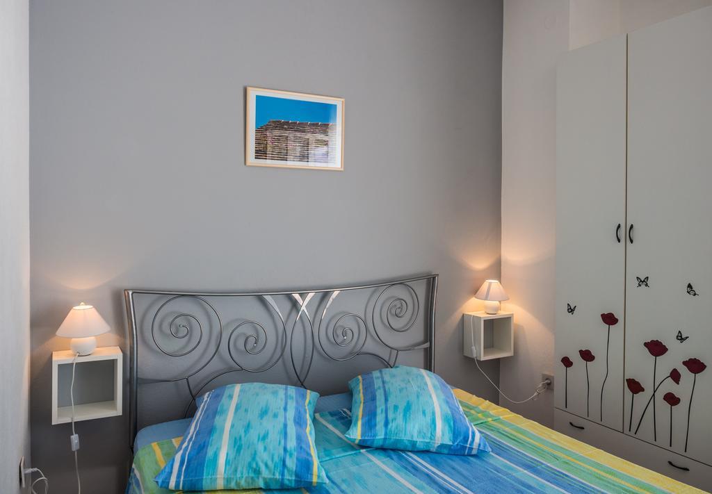 Apartments Viskovic Hvar Town Exterior photo